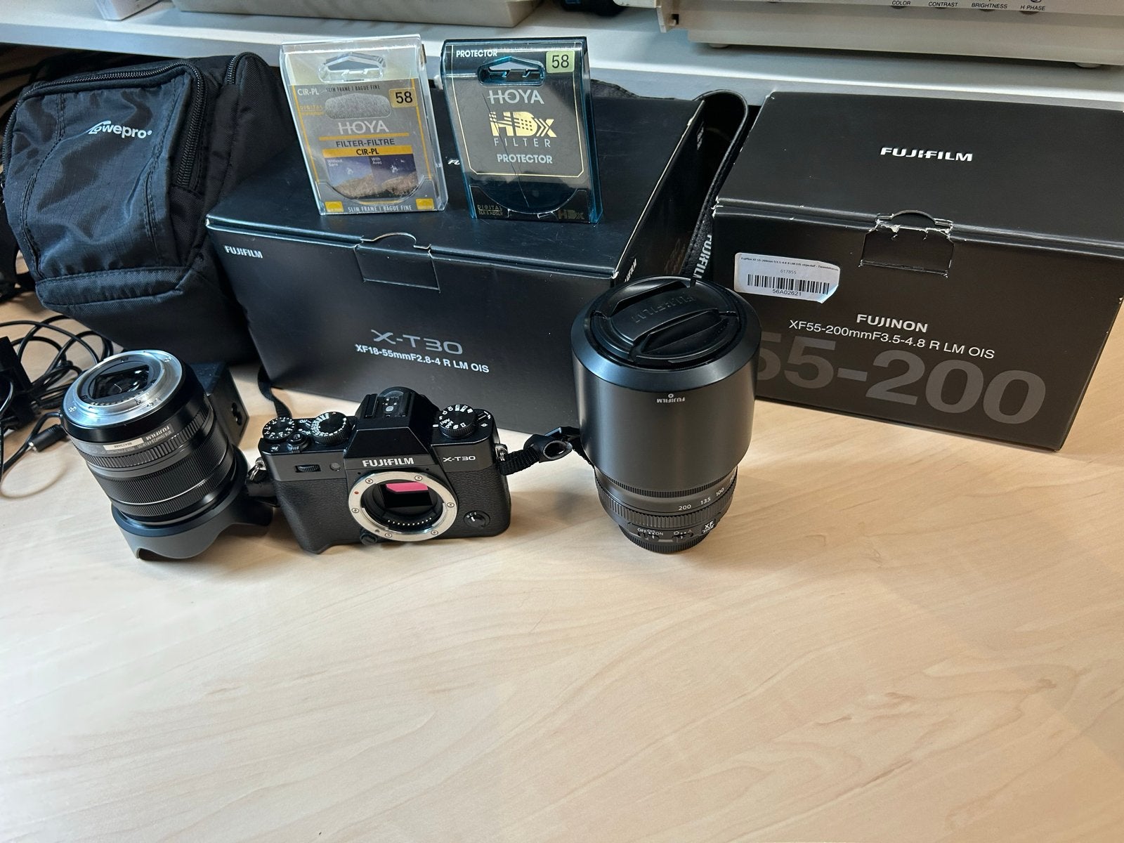 Fujifilm X-T30 systeemcamera met 2 lenzen en accessoires, Beeldstabilisatie, Ophalen of Verzenden, Zo goed als nieuw, Fujifilm