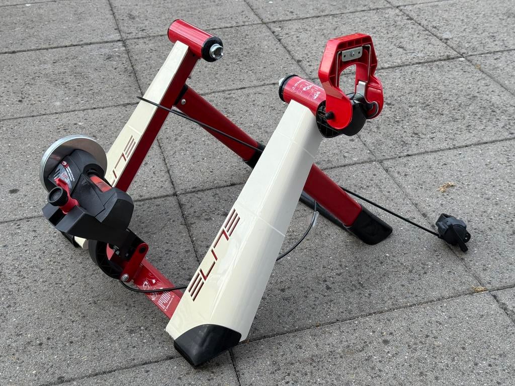 Fietstrainer Elite (velgrem racefietsen), Sport en Fitness, Wielrennen, Ophalen, Gebruikt, Overige typen