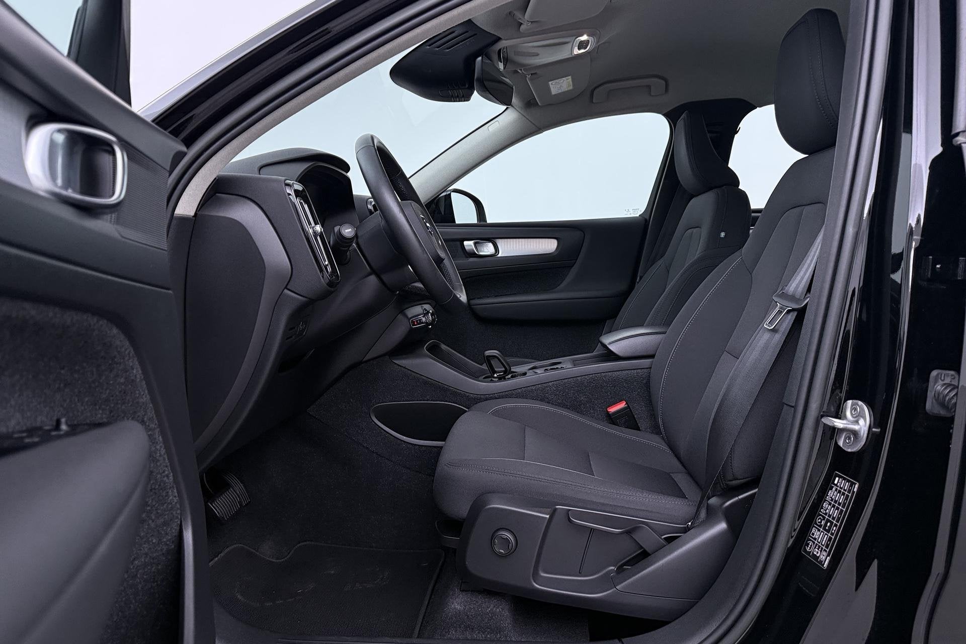 Volvo XC40 1.5 T4 Inscription Expression | Camera | Cruise C, Auto's, Stof, Euro 6, Zwart, Plug-in hybride