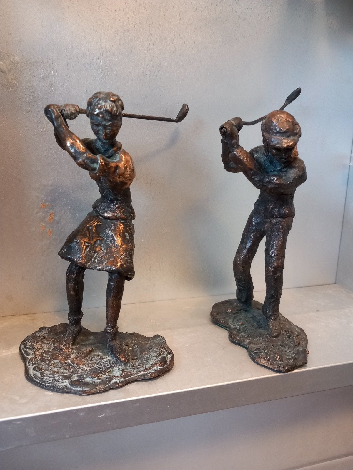 Bronzen Golf Beelden - Man en Vrouw, Groep mensen, Minder dan 20 cm, Ophalen of Verzenden, Beeld