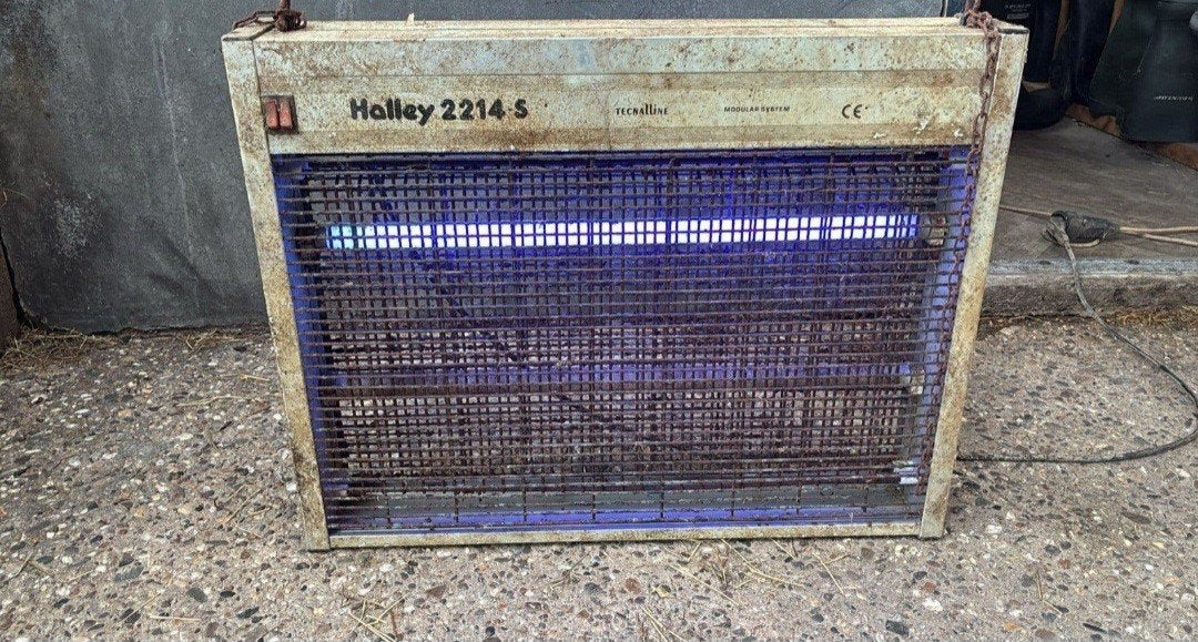 elektrische vliegenlamp, Ophalen, Gebruikt