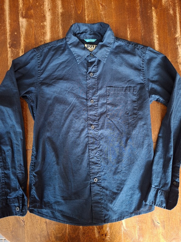 Donkerblauw smal overhemd voor jongens, maat 146/152 Hema, Overhemd of Blouse, Ophalen of Verzenden, Zo goed als nieuw, Hema