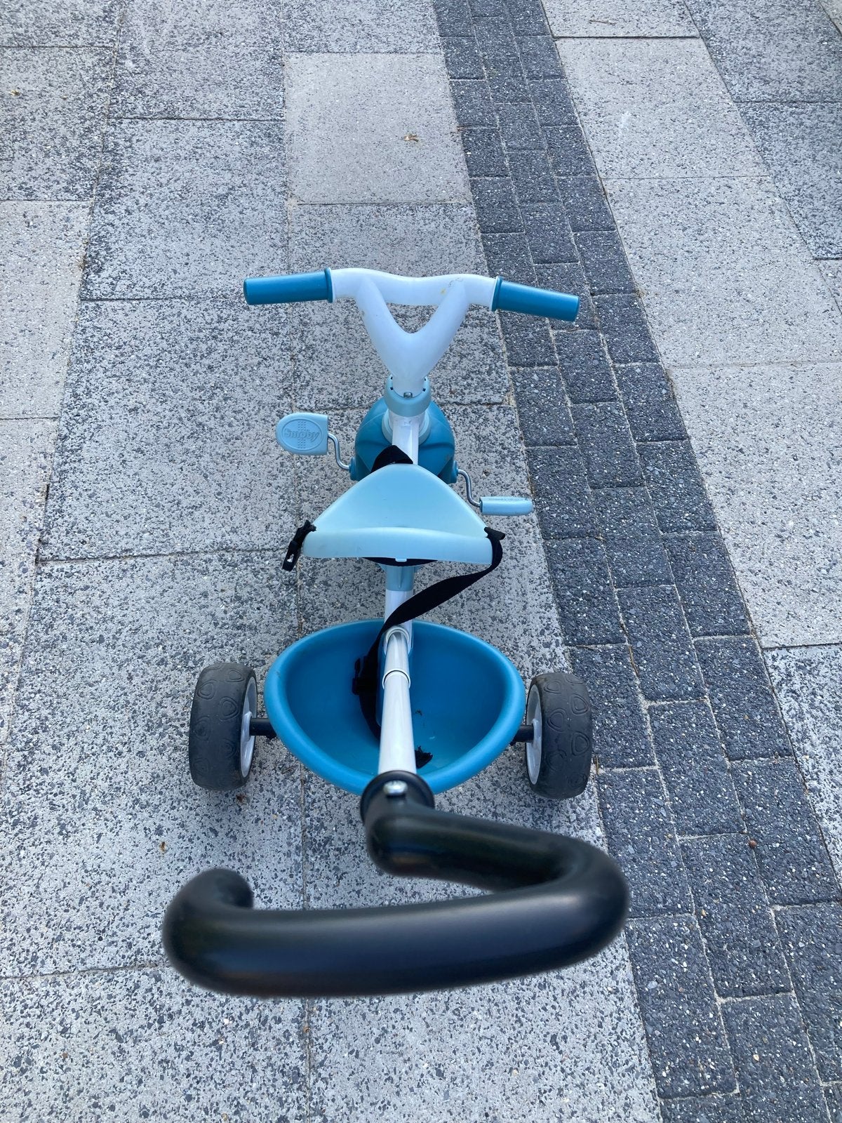 Smoby driewieler met duwstang voor baby/peuter, Ophalen, Gebruikt, Terugtraprem, Duwstang