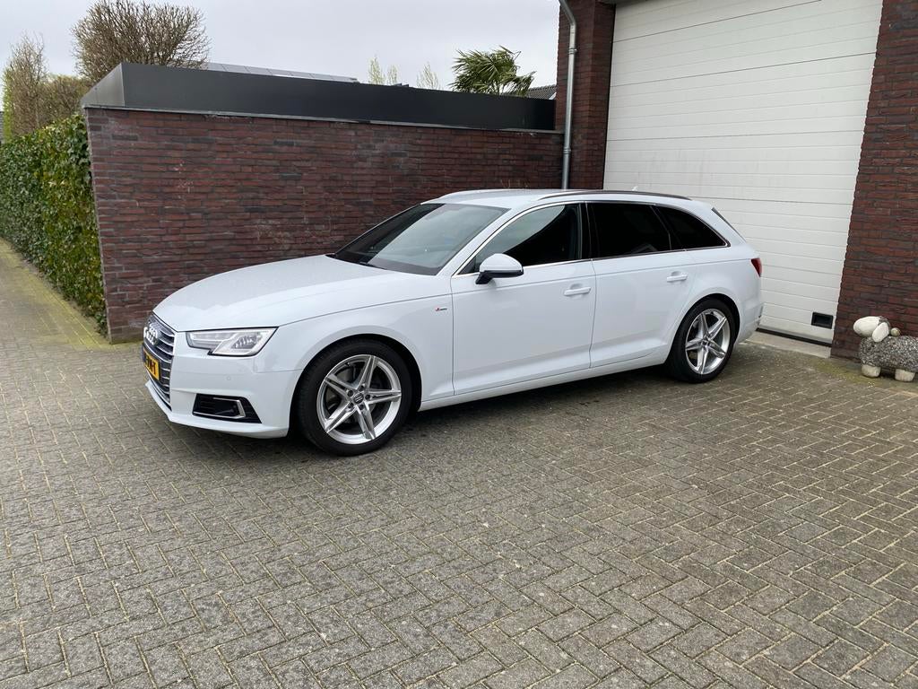 Audi A4 2.0 Tfsi 190pk S Tronic 2017 Wit, Auto's, 1984 cc, Wit, Stationwagon, Geïmporteerd