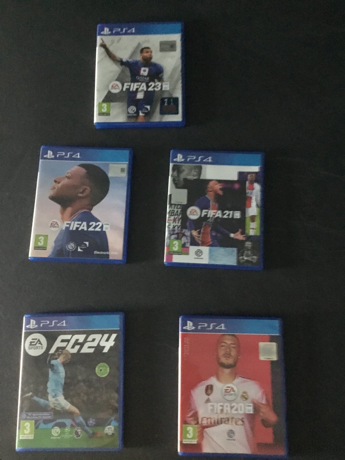 FIFA PS4 Collectie: FIFA 20, 21, 22, 23 & FC24, Spelcomputers en Games, Games | Sony PlayStation 4, Ophalen, 2 spelers, Eén computer