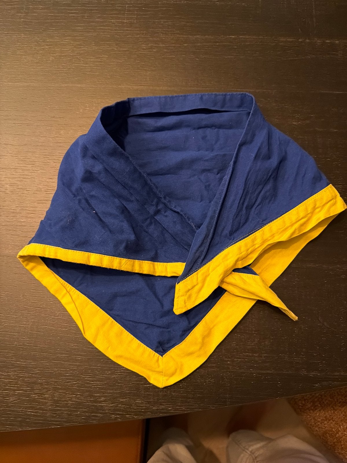Scouting das blauw met geel, Verzamelen, Ophalen of Verzenden, Gebruikt, Kleding