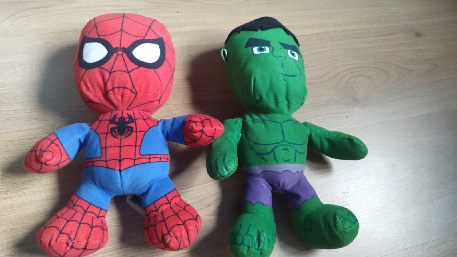 2 knuffel super helden, Ophalen, Zo goed als nieuw, Overige typen