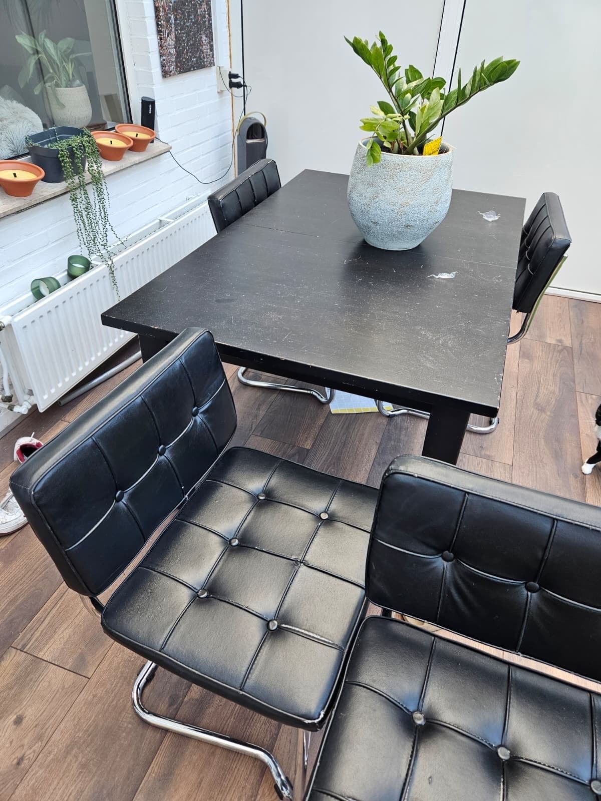 Gratis eettafel met 4 stoelen af te halen in Alkmaar, Huis en Inrichting, Tafels | Eettafels, Ophalen, Kunststof, Gebruikt, Vier personen
