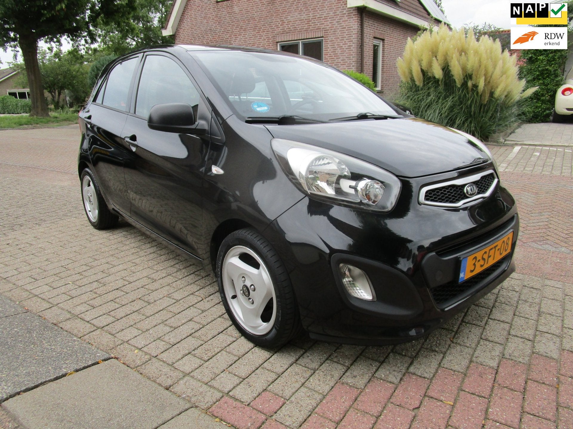 Kia Picanto 1.0 CVVT ISG Airco 5 deurs sportwielen cv mooi, Auto's, Voorwielaandrijving, Gebruikt, 400 kg, Zwart