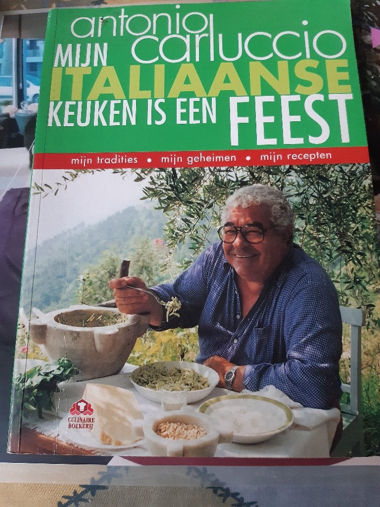 Antonio carluccio:mijn italiaanse keuken is een feest., Ophalen, Gelezen, Antonio Carluccio, Italië