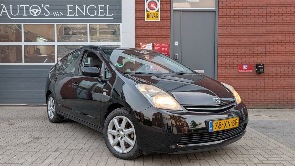 Toyota Prius 1.5 VVT-i Comfort, Auto's, Toyota, Gebruikt, Zwart, 4 cilinders, Origineel Nederlands