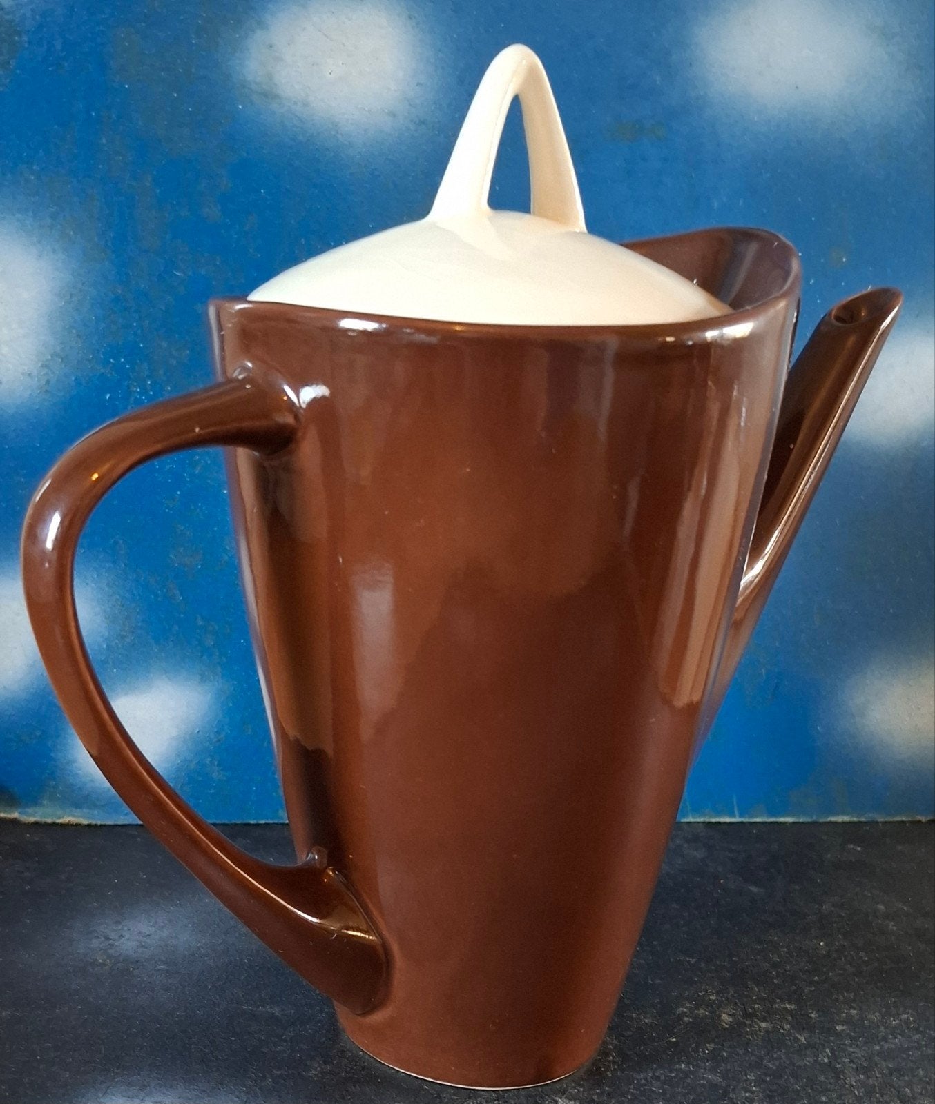 Theepot.  Raymond Loewy.  Ca 1950. 23 cm., Ophalen