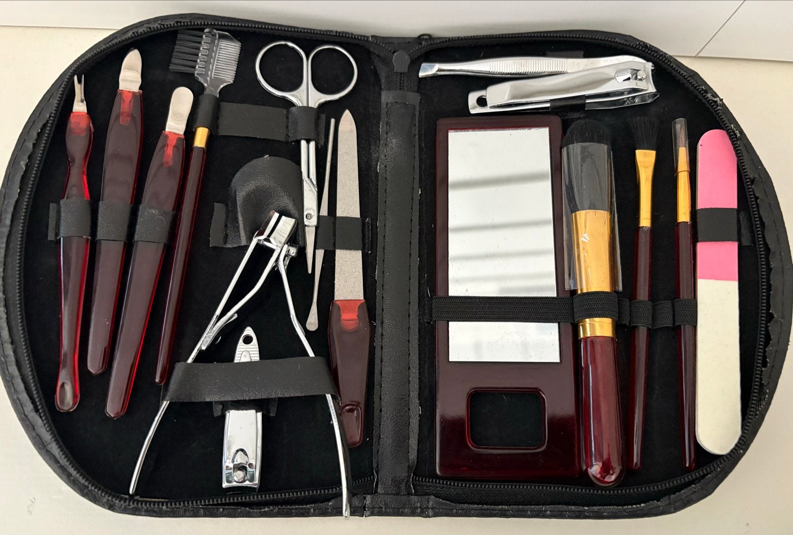 Nieuw reis etui met spullen voor nagel en huid verzorging, Ophalen of Verzenden, Nieuw, Verzorging