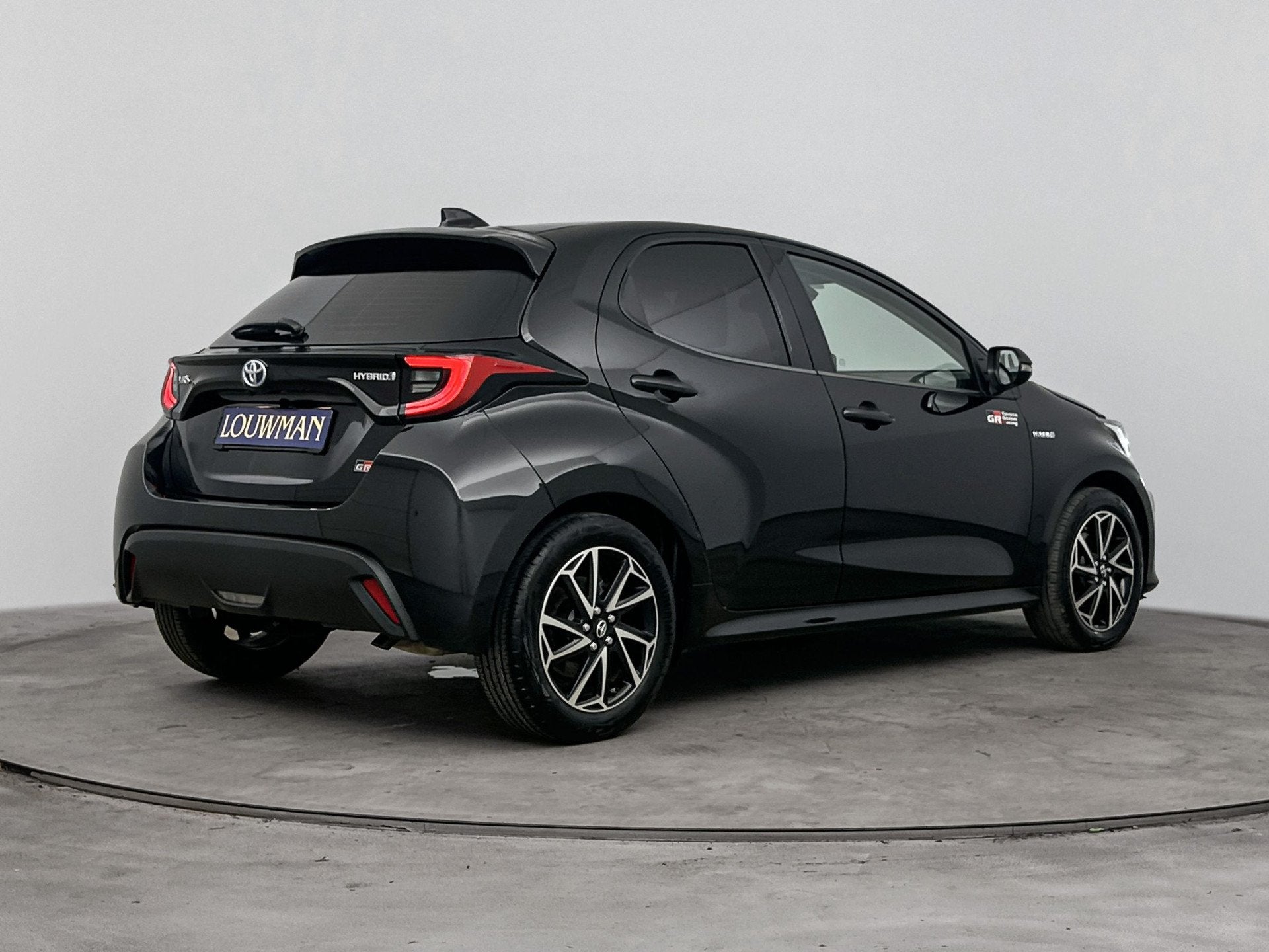 Toyota Yaris 1.5 Hybrid 115 Comfort Limited | Stoelverwarmin, Gebruikt, Euro 6, Zwart, 1490 cc