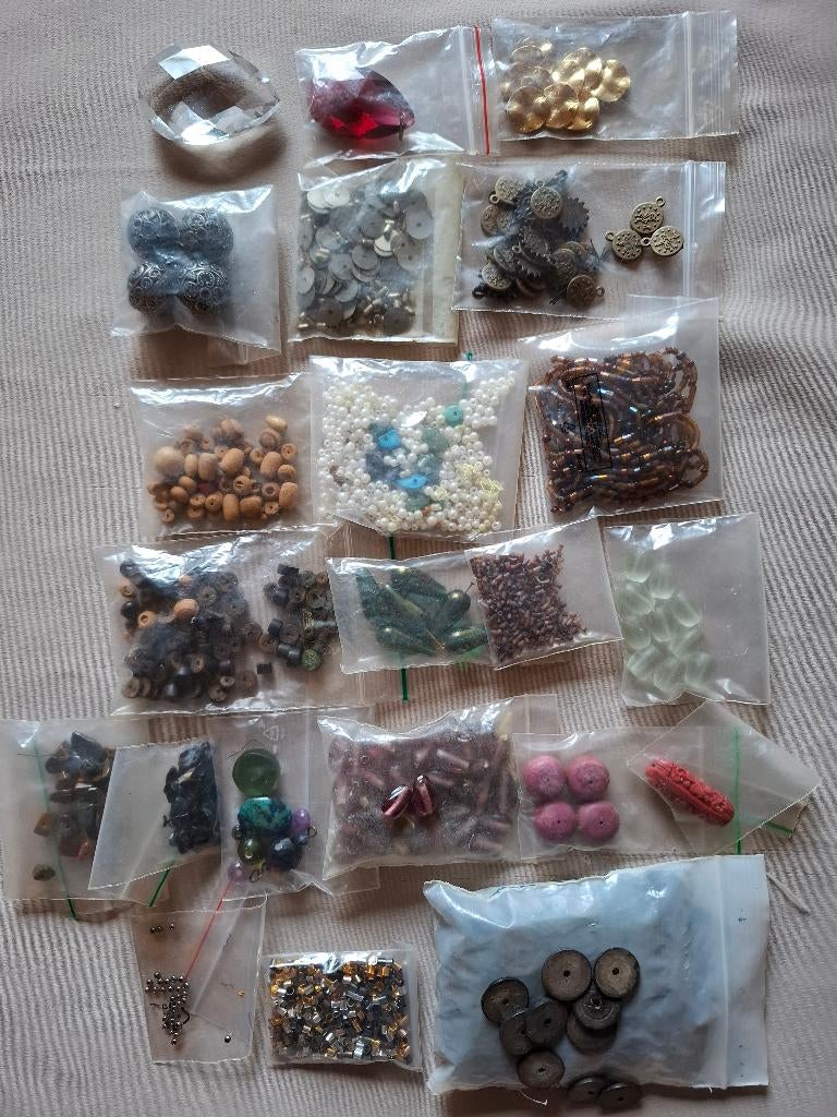 Restpartij halfedelsteen/metalen/houten/plastic kralen, Verzenden, Nieuw, Kraal