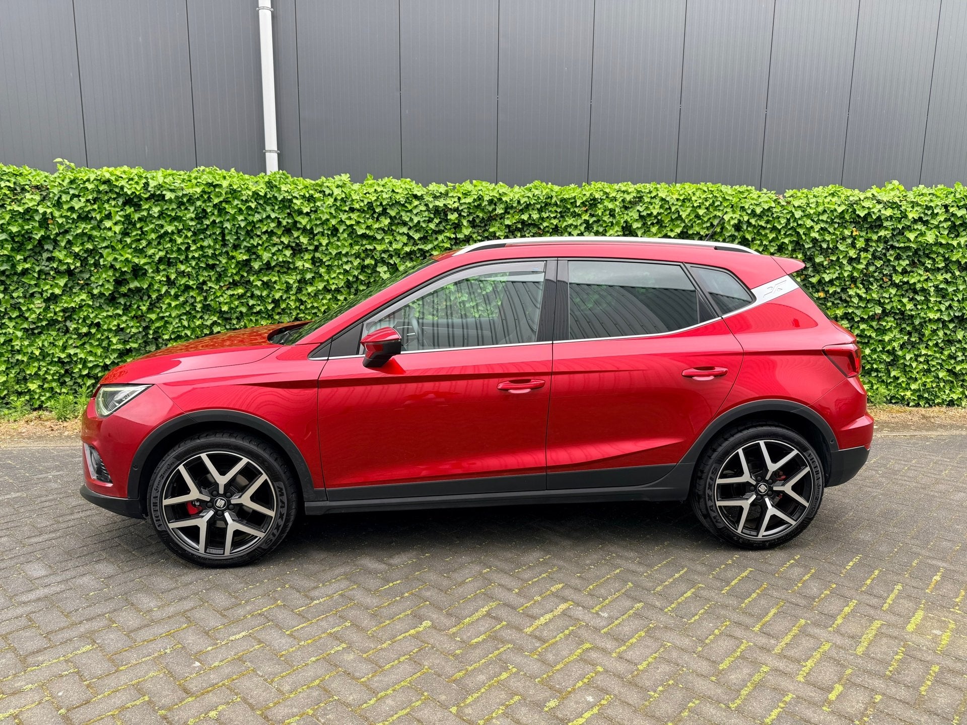 Seat Arona 1.0 TSI DSG AUTOMAAT 116PK FR Business Intense 11, Auto's, Dealer onderhouden, 116 pk, 600 kg, 3 cilinders