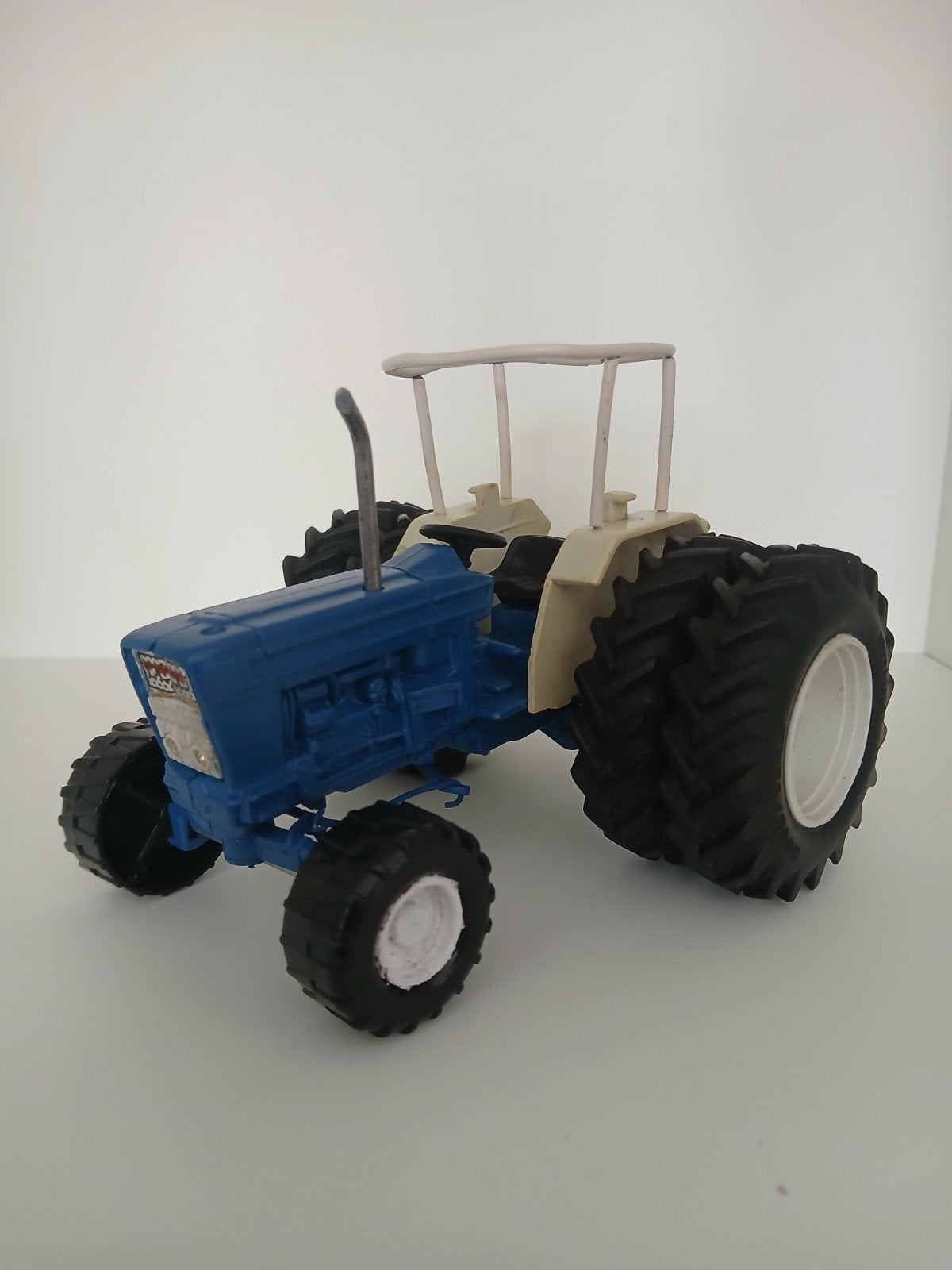 Ford 5000 model 1.32, Ophalen of Verzenden, Zo goed als nieuw, Tractor of Landbouw, Britains