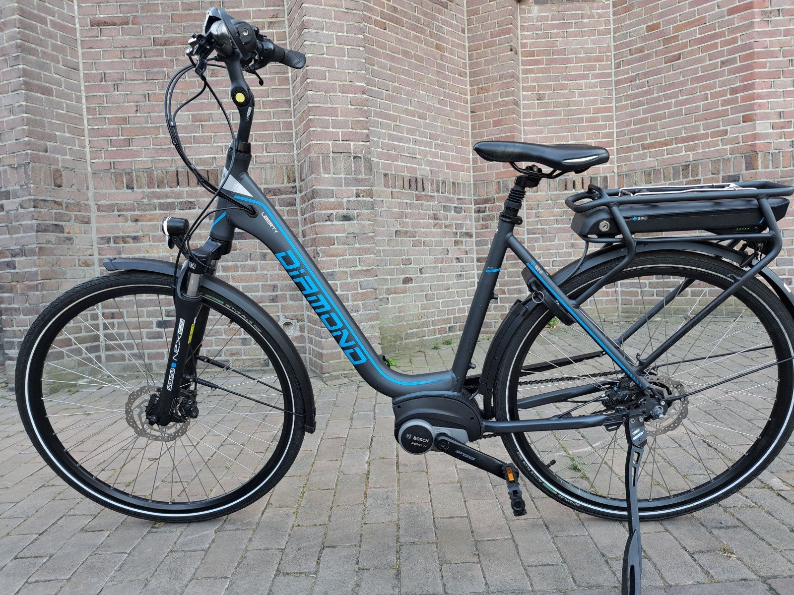 Elektrische Fiets - Bosh middenmotor - Slechts 4180 km, Zo goed als nieuw, 51 tot 55 cm, 50 km per accu of meer, Ophalen