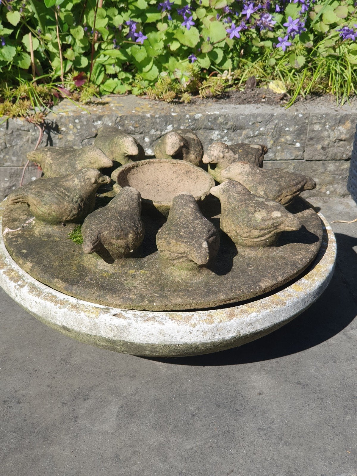Prachtig aardewerk voederbak  9 vogels Bestaat uit 2 delen, Tuin en Terras, Waterpartijen en Fonteinen, Ophalen of Verzenden
