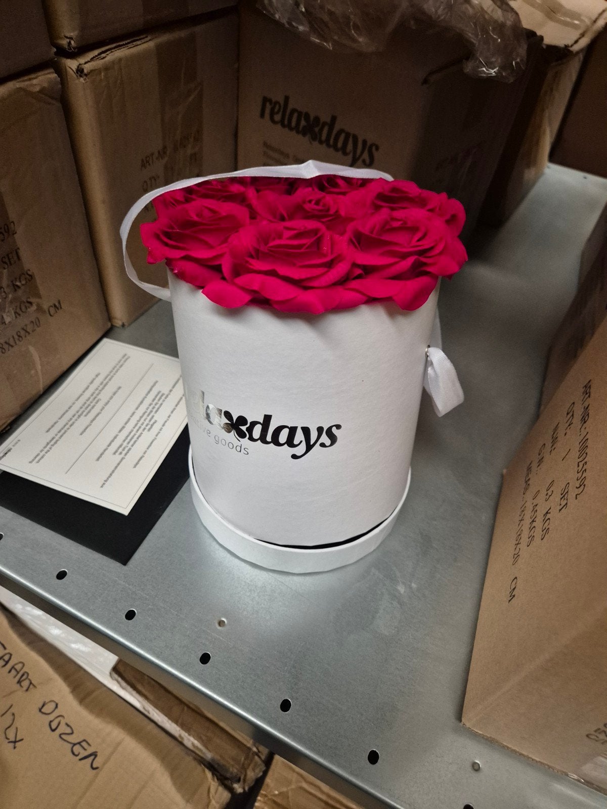 Relaxdays Rozenbox met 7 Rode Rozen - Nieuw, Nieuw, Ophalen of Verzenden, Natuurlijk materiaal, Modern