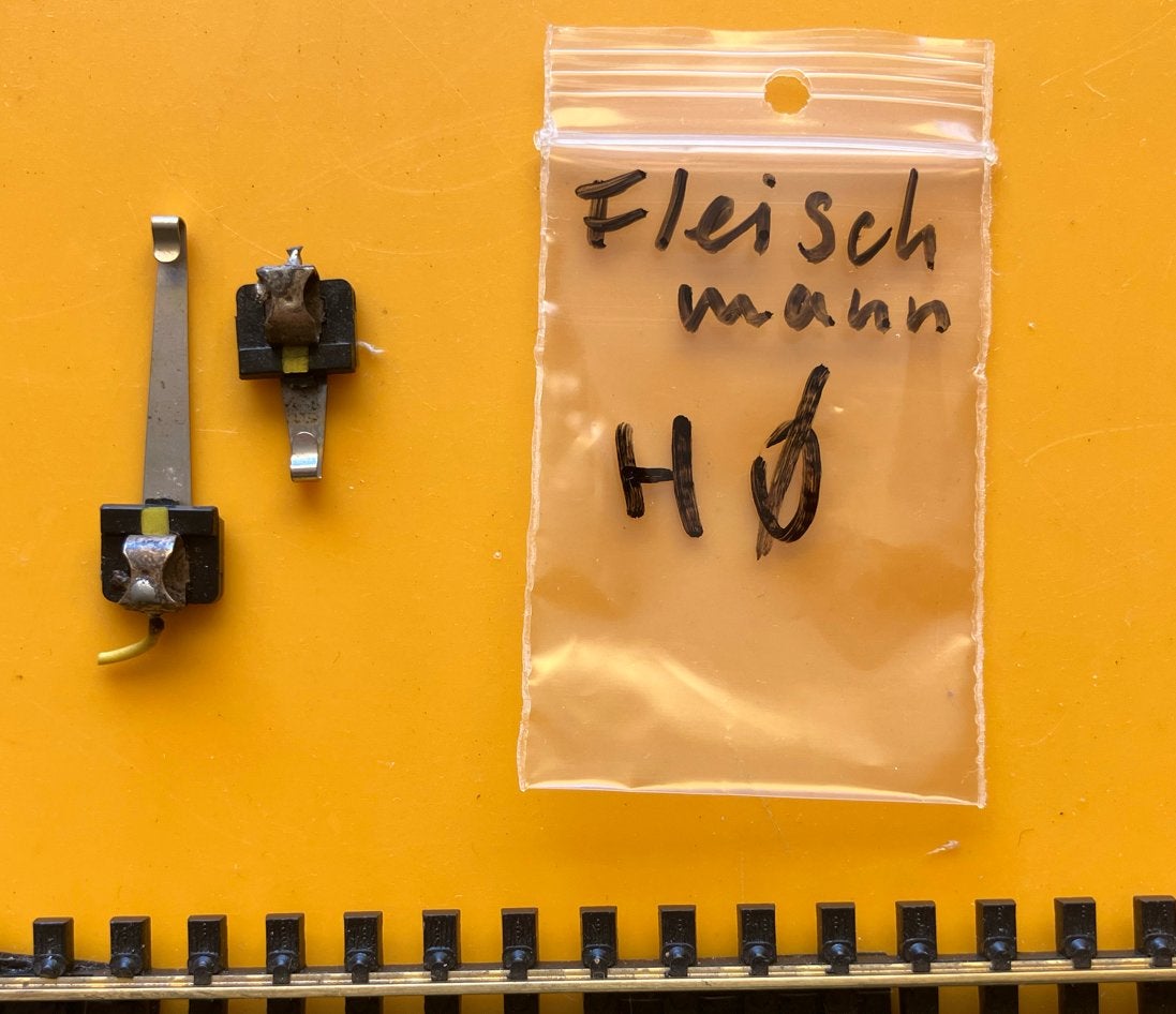 Fleischmann H0 Rails aansluit contacten, Hobby en Vrije tijd, Modeltreinen | H0, Transformator of Voeding, Gebruikt, Gelijkstroom
