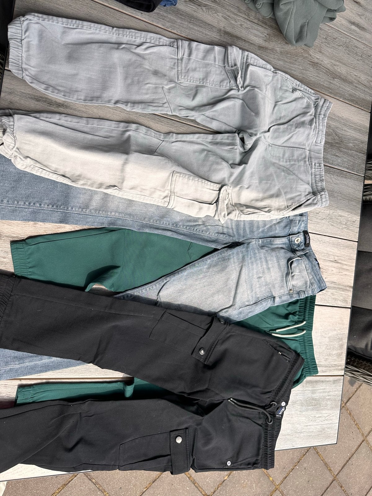 4 broeken maat 140: Relix, Zara, Z8 - Prima conditie, Ophalen of Verzenden, Zo goed als nieuw, Jongen of Meisje, Broek