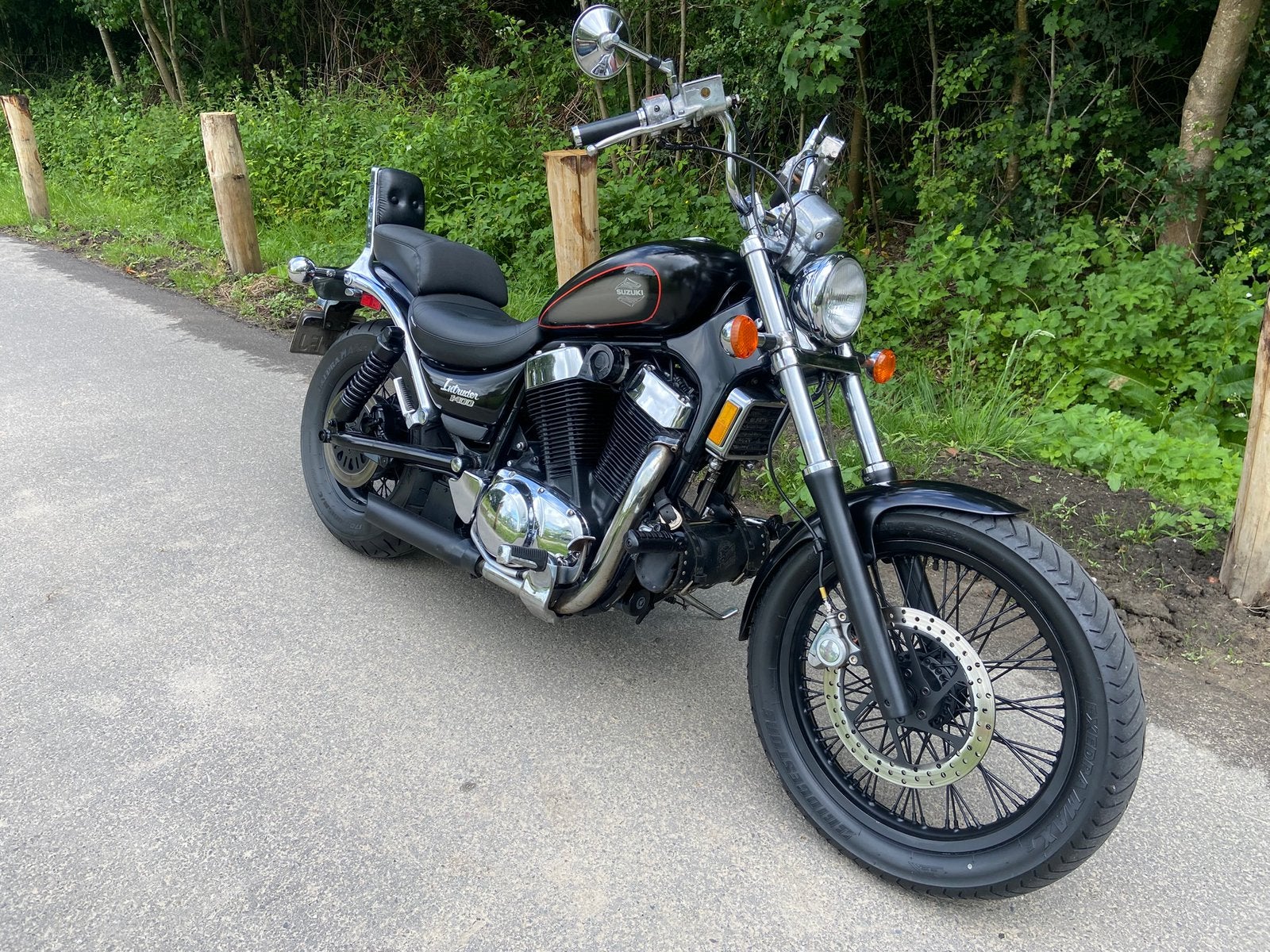 Te koop Suzuki intruder 1400 cc custommade black on Chrome, 750 cc, Cardan-aandrijving, 2 cilinders, Gebruikt