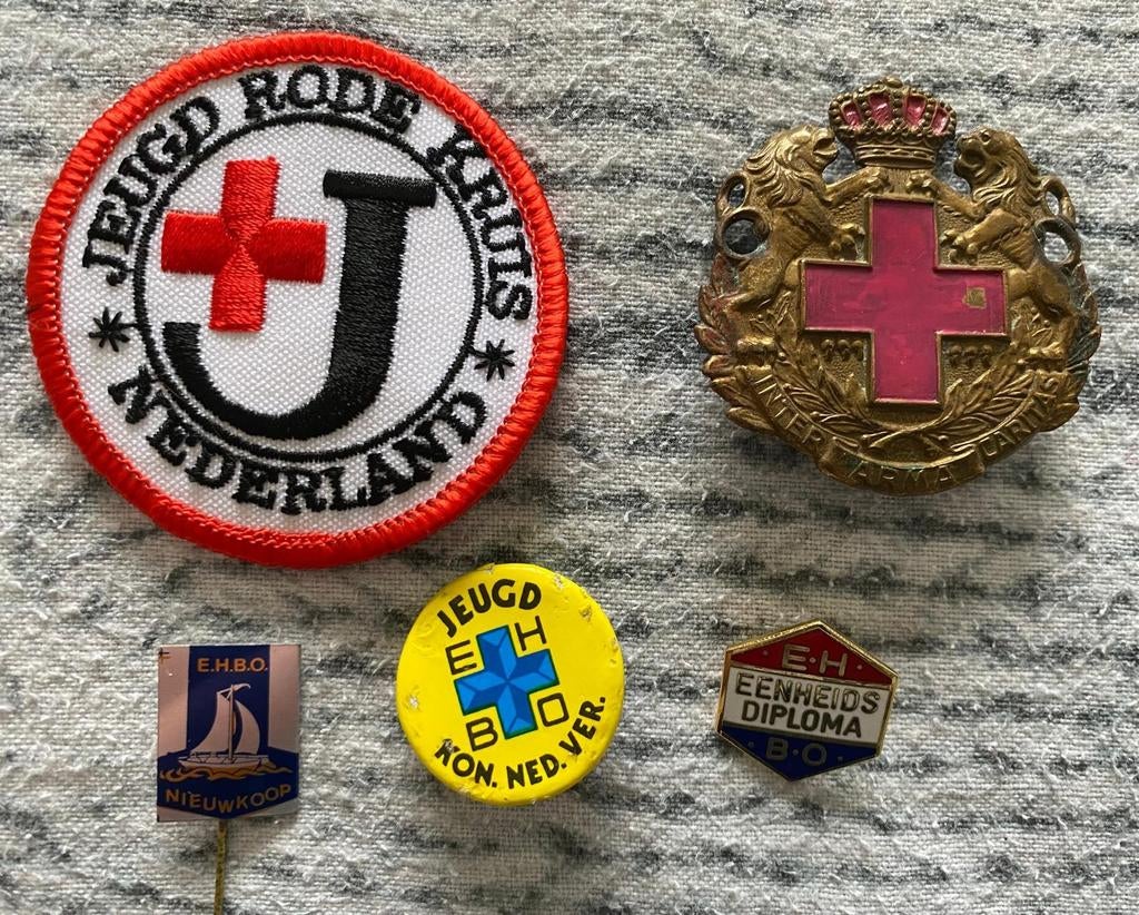 Gereserveerd voor Rebo EHBO, Ophalen of Verzenden, Landmacht, Nederland, Embleem of Badge