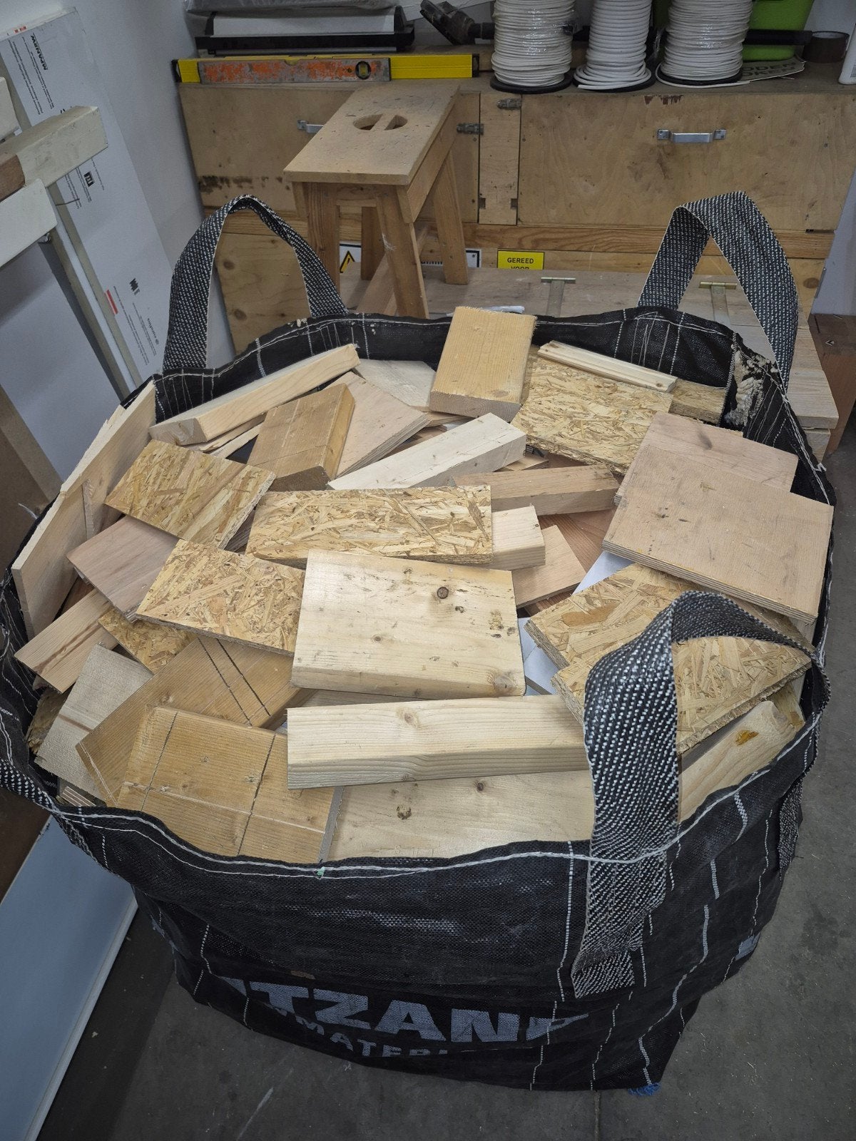 Diverse restpartij hout in big bag. Brandhout, Doe-het-zelf en Verbouw, Hout en Planken, Gebruikt, Minder dan 25 mm, Ophalen of Verzenden