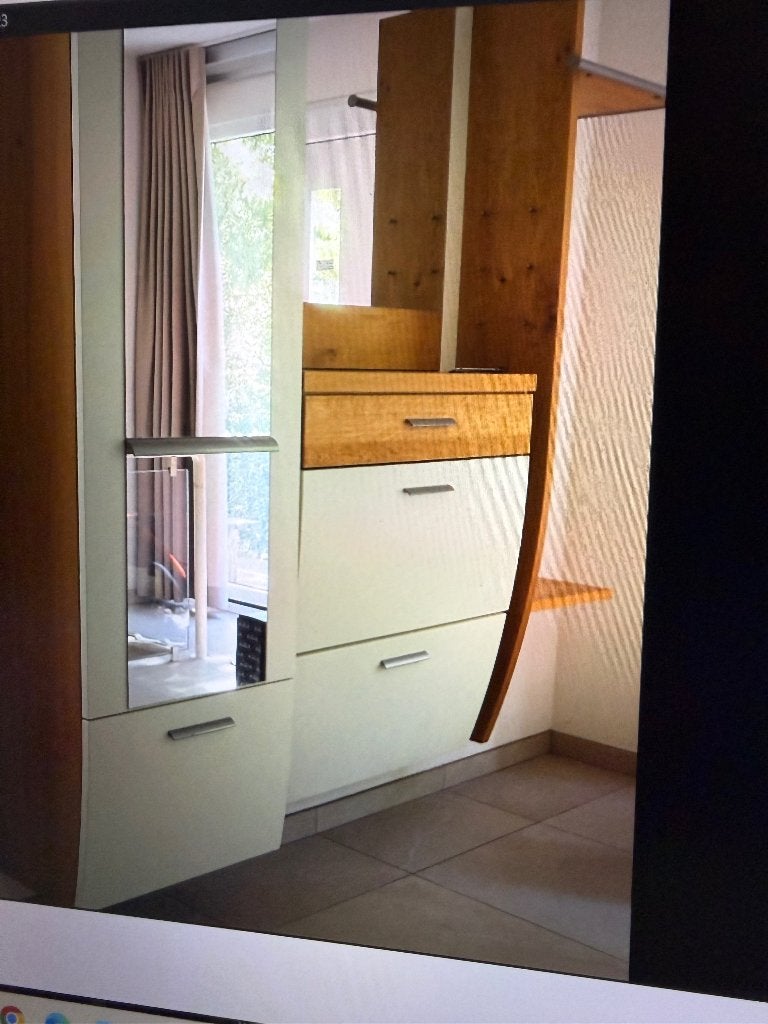 Garderobe wandkast, Ophalen, Zo goed als nieuw
