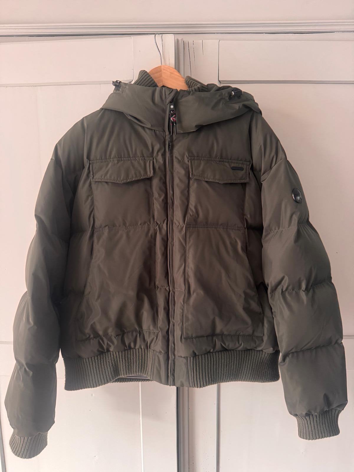 Airforce winterjas, Ophalen of Verzenden, Zo goed als nieuw, Overige maten, Groen