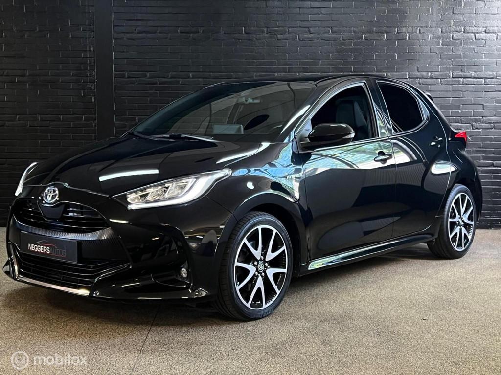 Toyota Yaris 1.5 Hybrid Launch Edition|Stoelvw |Navi|Camera, Gebruikt, 116 pk, 1490 cc, Bedrijf