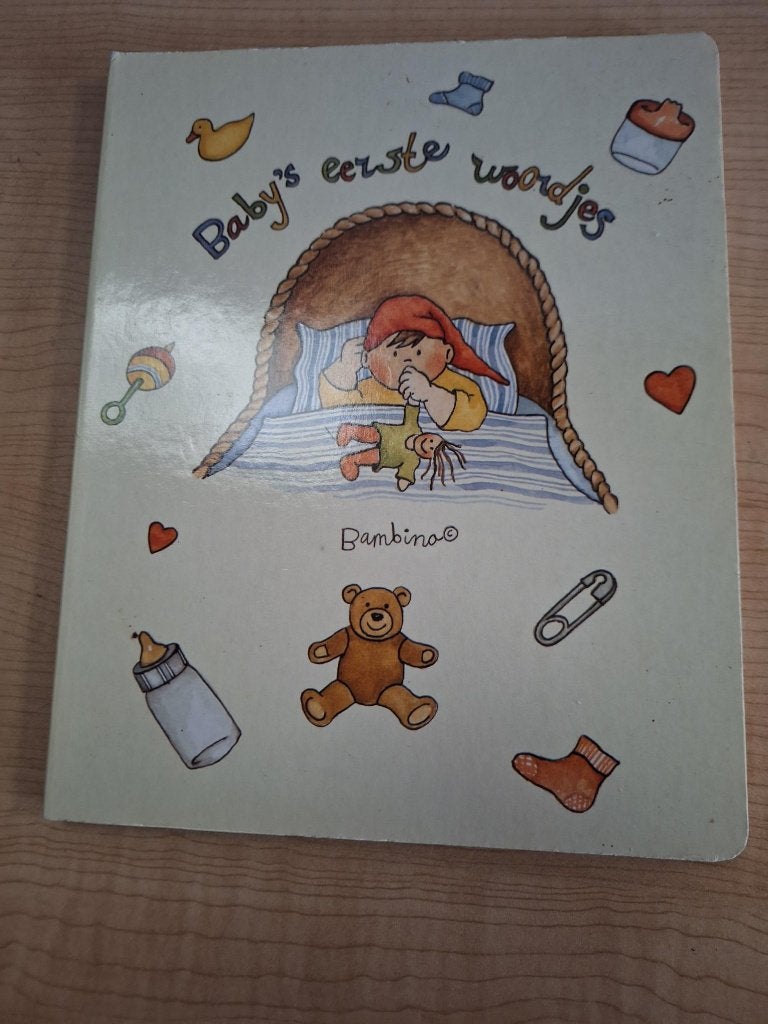 boek baby s eerste woordjes, Ophalen of Verzenden, Zo goed als nieuw, 6 tot 12 maanden