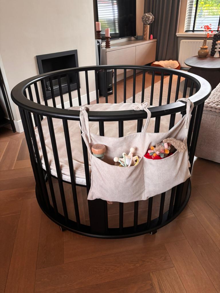 Bopita ronde box zwart met boxmatras en boxkleed, Kinderen en Baby's, Boxen, Ophalen, Zo goed als nieuw, Rond, Wieltjes