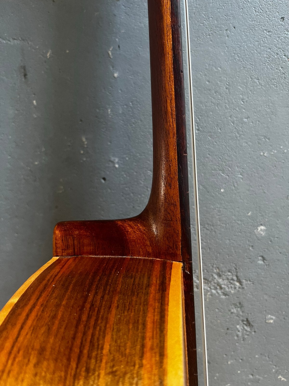 Fretloze klassieke spaanse (contrabas)gitaar Tatay Tomas, Muziek en Instrumenten, Ophalen, Gebruikt, Akoestisch, 6-snarig