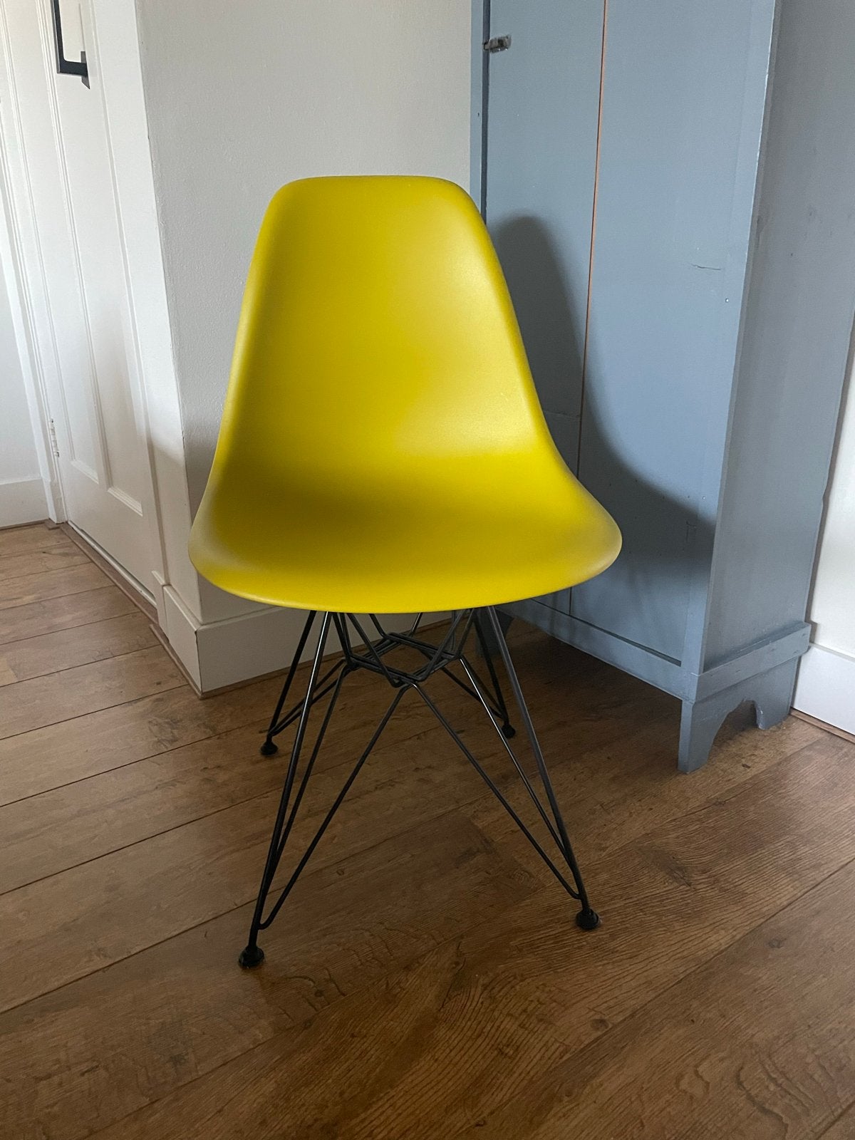 Vitra Eames DSW Stoel - Geel, Ophalen, Kunststof, Overige kleuren, Zo goed als nieuw