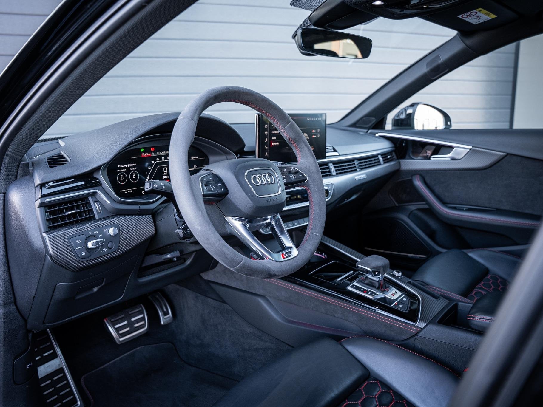 Audi A4 Avant 2.9 TFSI RS 4 quattro competition plus - Dynam, Auto's, Audi, Automaat, Dealer onderhouden, Gebruikt, Zwart