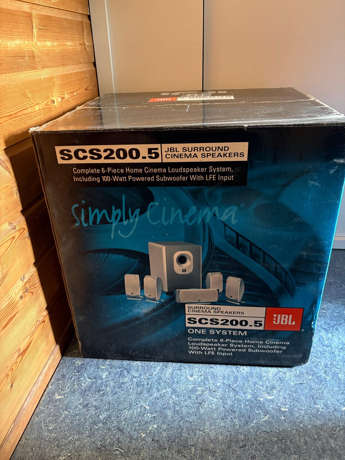 JBL SCS200.5 Simply Cinema 5.1 Home Cinema Luidsprekersystee, 70 watt of meer, Nieuw, Ophalen of Verzenden, 5.1-systeem
