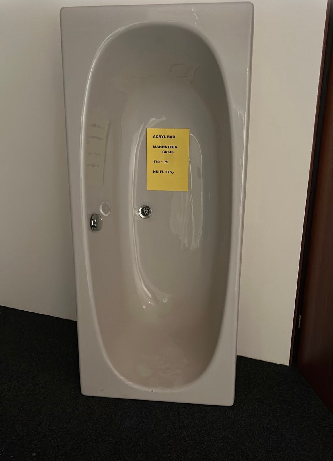 Vintage badkuip lichtgrijs gratis uit showroom, Ophalen, Nieuw, Toilet