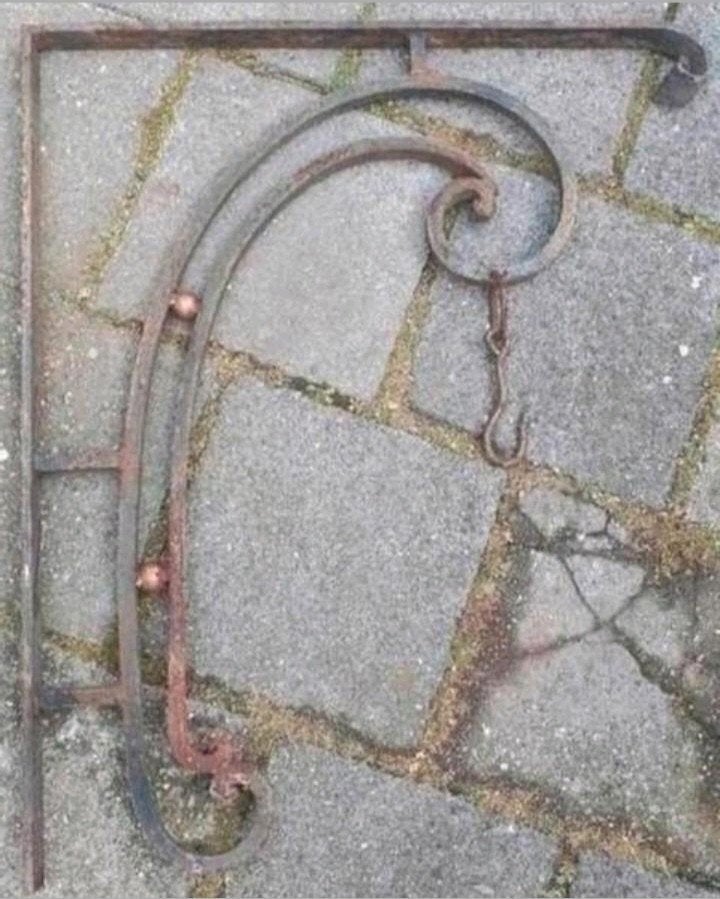 Smeedijzer wandhaak muurhaak., Ophalen