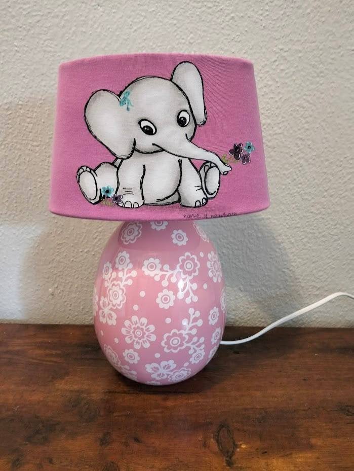 Lamp  voor de kinderkamer ..Design by A.R.O, Overige merken, Textiel, E27 (groot), Sfeerlamp
