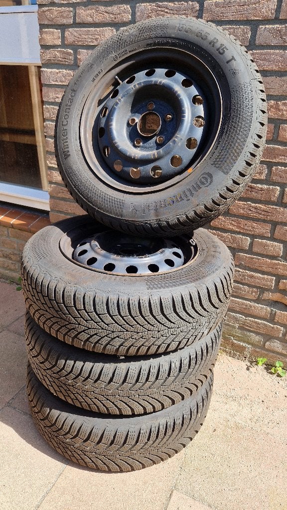 Winterbanden met velg 195/65 r15, 7mm profiel, Ophalen, Gebruikt, 15 inch, Banden en Velgen