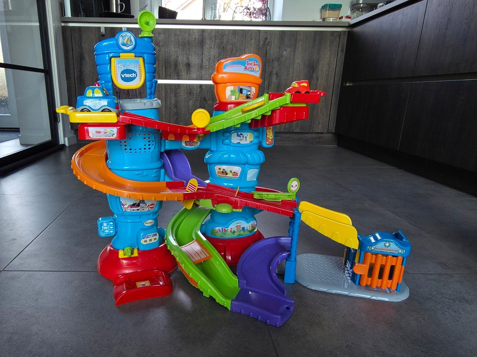 VTech Toet Toet Auto's Politietoren met Pieter Politie, Ophalen of Verzenden, Gebruikt, 2 tot 4 jaar