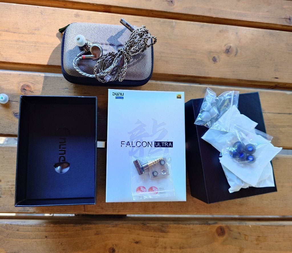 DUNU Falcon Ultra - Zo goed als nieuw - Compleet in doos, Audio, Tv en Foto, Ophalen of Verzenden, Zo goed als nieuw, In-ear, Overige merken