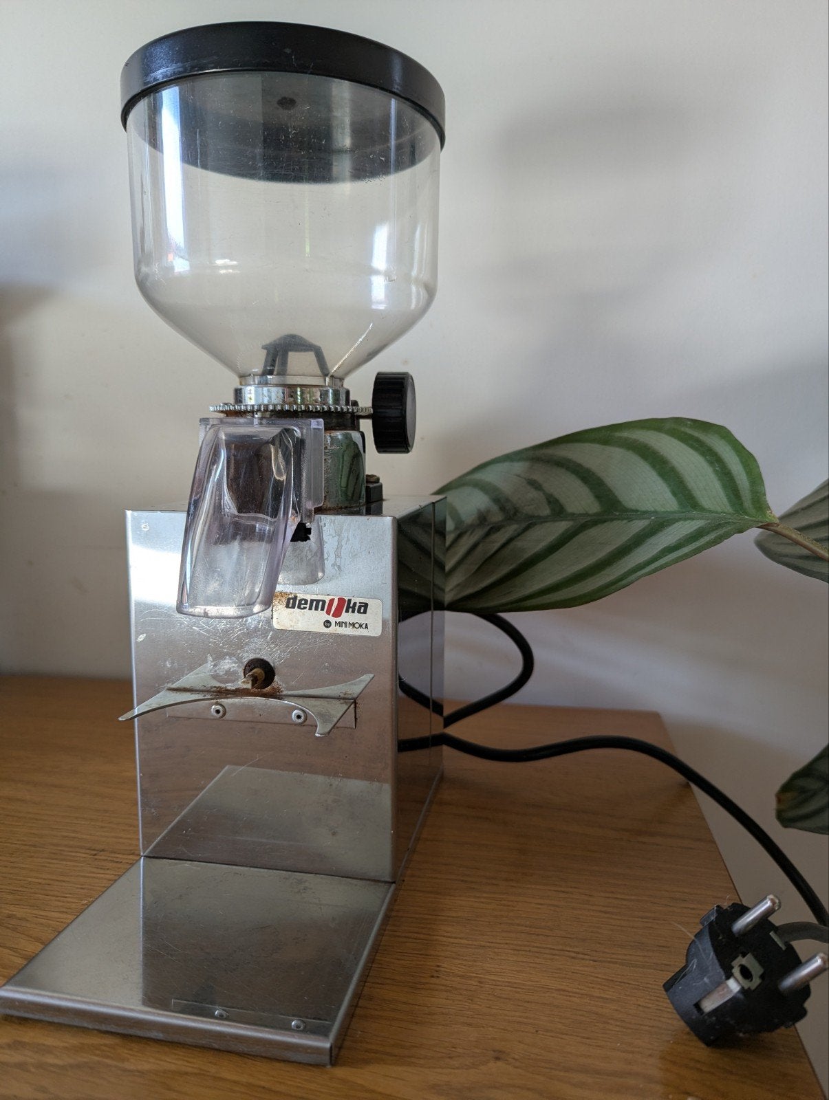 Demoka Minimoka. Robuuste bonenmaler, Ophalen of Verzenden, Gebruikt, Overige merken, Koffiemolen