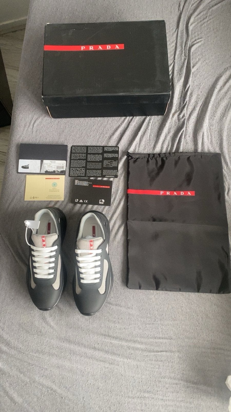 Prada Sneakers Zwart - Maat 39 - Nieuw in doos, Ophalen of Verzenden, Nieuw, Zwart, Sneakers of Gympen