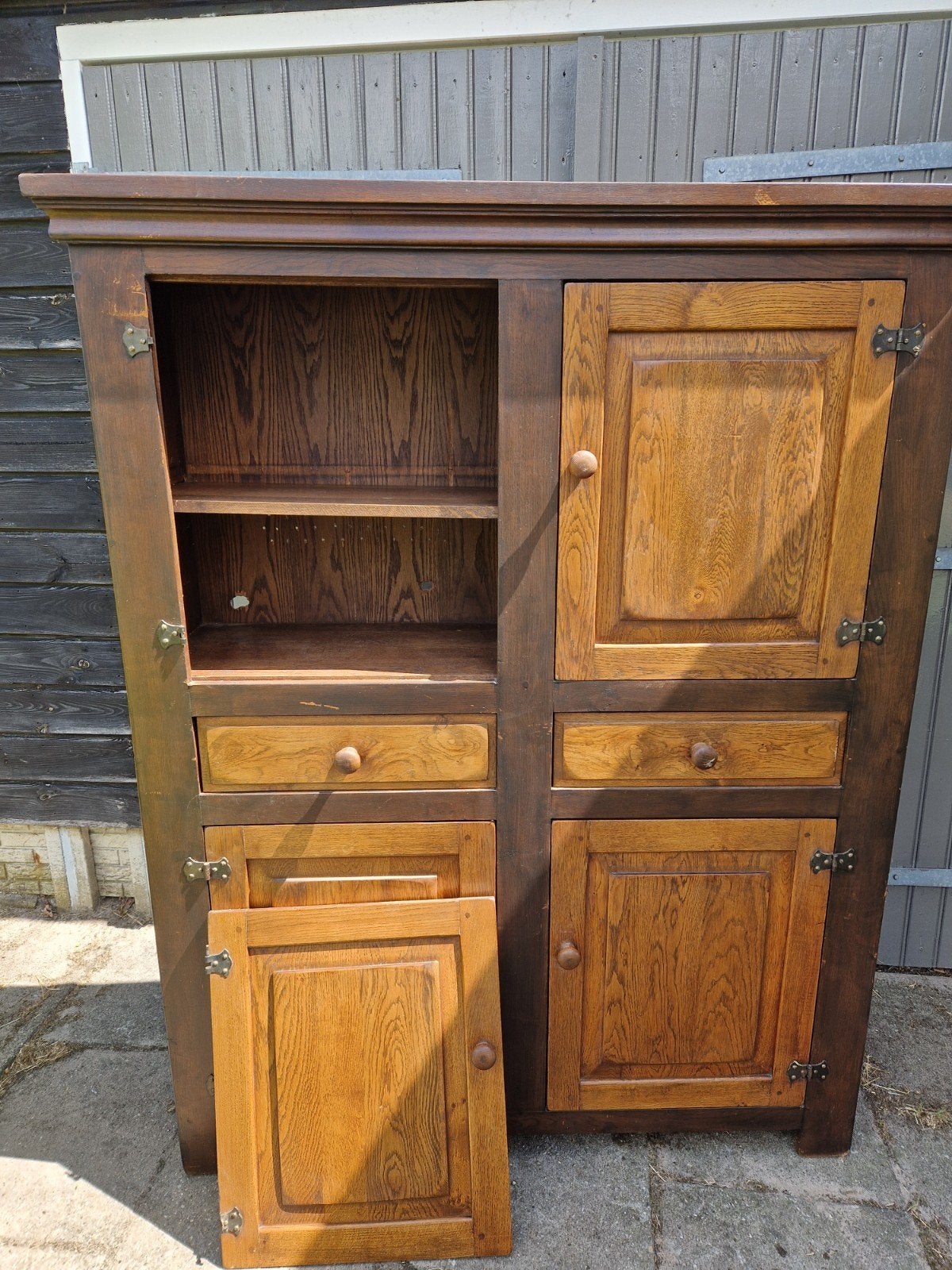 Robuuste eikenhouten kast - 180x137 cm, Ophalen
