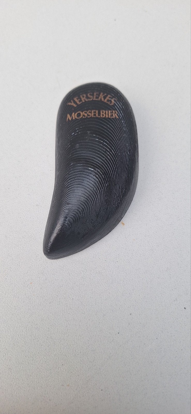 Yersekes mossel bier opener (4.9), Ophalen of Verzenden, Zo goed als nieuw, Flesopener, Overige merken