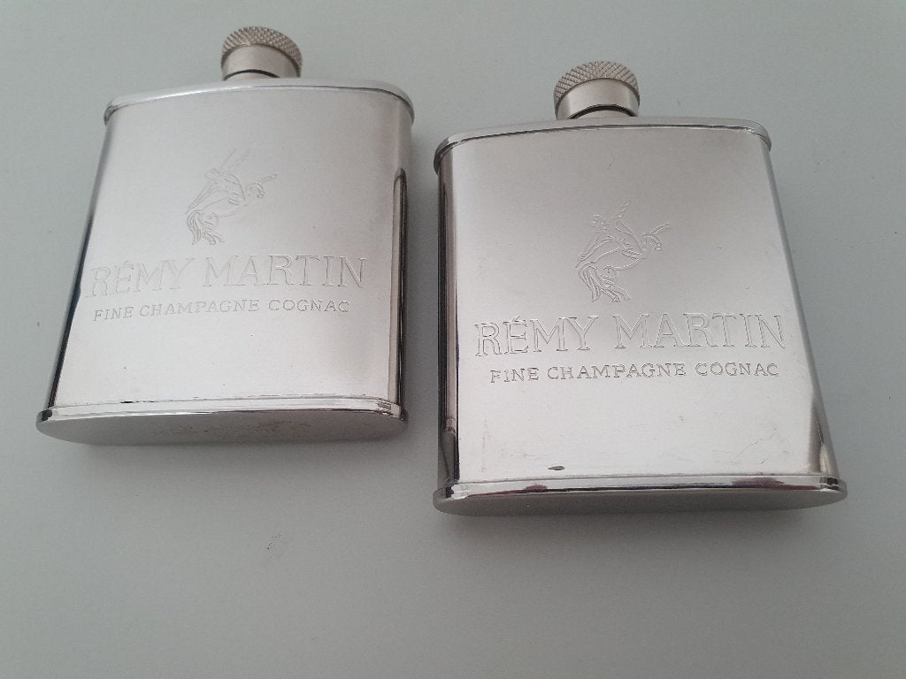 REMY MARTIN P078 V04 Hip flask / Heupflesje (2 stuks), Verzenden, Zo goed als nieuw