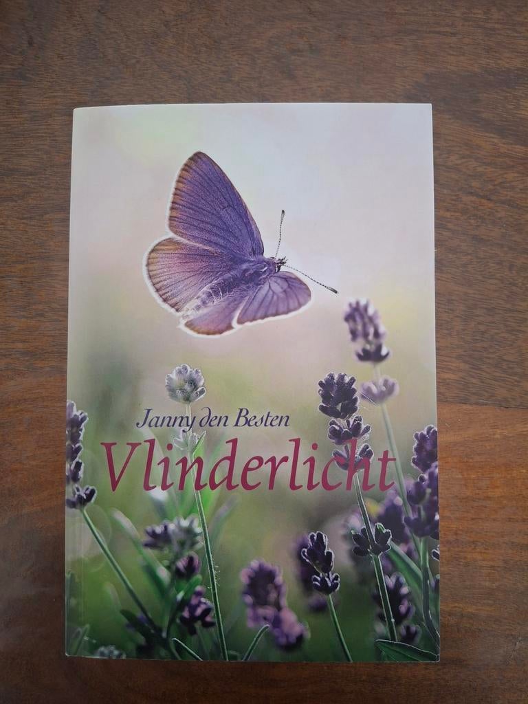 Vlinderlicht - Janny den Besten (Psychologische roman), Ophalen of Verzenden, Nieuw, Janny den Besten, Nederland